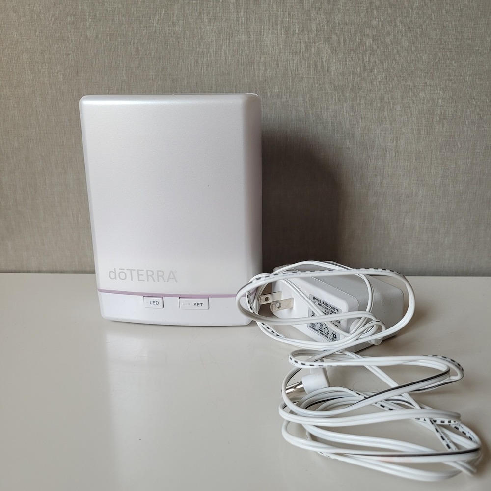 doTERRA Aroma Lite Diffuser - Large Room Ultrasonic Essential Oil Diffuser